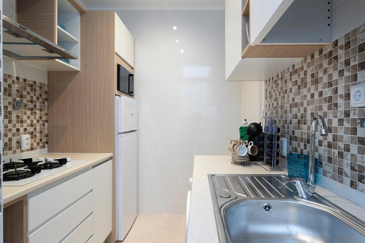 Bright 1 Bedroom Apartment In The Heart Of Sunny Lisbon Bagian luar foto