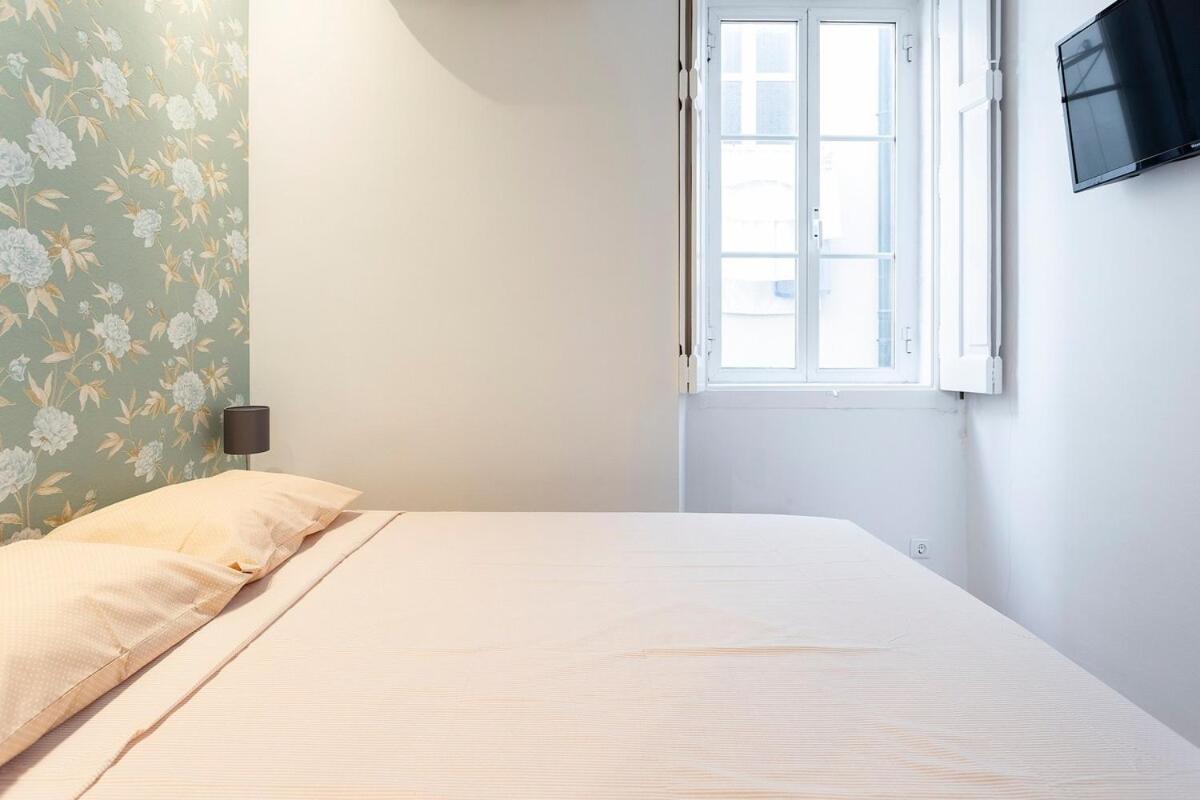 Bright 1 Bedroom Apartment In The Heart Of Sunny Lisbon Bagian luar foto